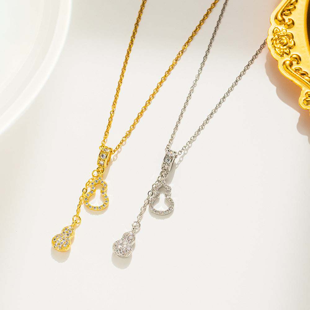 Minimalist Geometric Gourd Pendant Necklace in Titanium Steel with Rhinestone Inlay, Electroplated Round Bead Chain