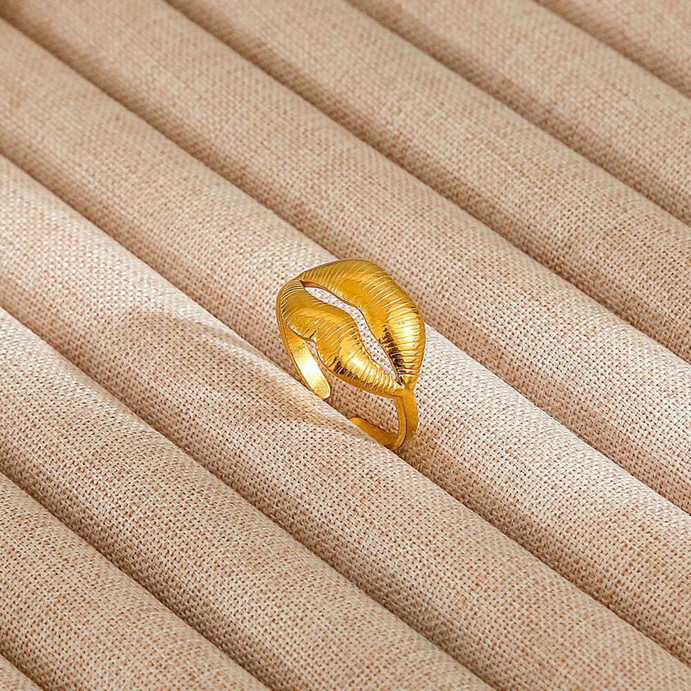 Minimalist Geometric Flower-Shaped Titanium Steel Ring with Plating Finish for Women, Adjustable Open Band Fashion Ring