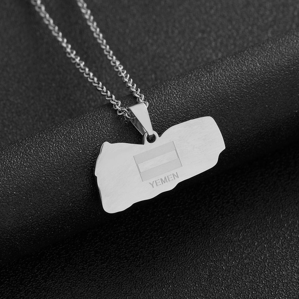 Collana Minimalista Geometrica con Ciondolo in Acciaio Inossidabile con Charm in Acciaio al Titanio e Finitura Placcata per Uomo e Donna Stile Casual