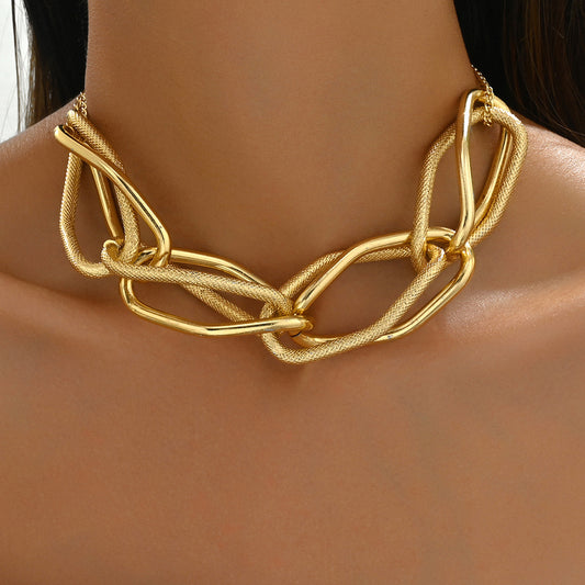 Collar con colgante geométrico de moda para mujer, construcción de aleación de zinc y acabado galvanizado