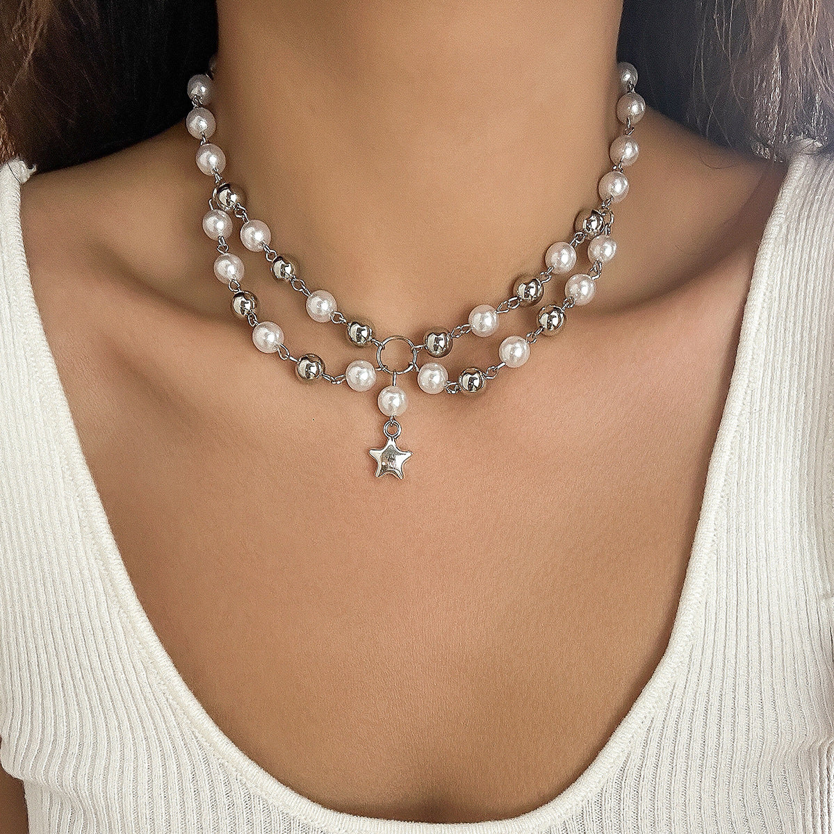 Sweet and Edgy Star-Shaped Pendant Necklace with Imitation Pearl Accents and Electroplated Alloy, Round Bead Choker Chain for Women