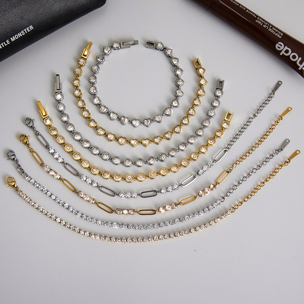 Bracciale geometrico in acciaio inossidabile placcato con accenti di strass per donna - Accessorio di moda di lusso