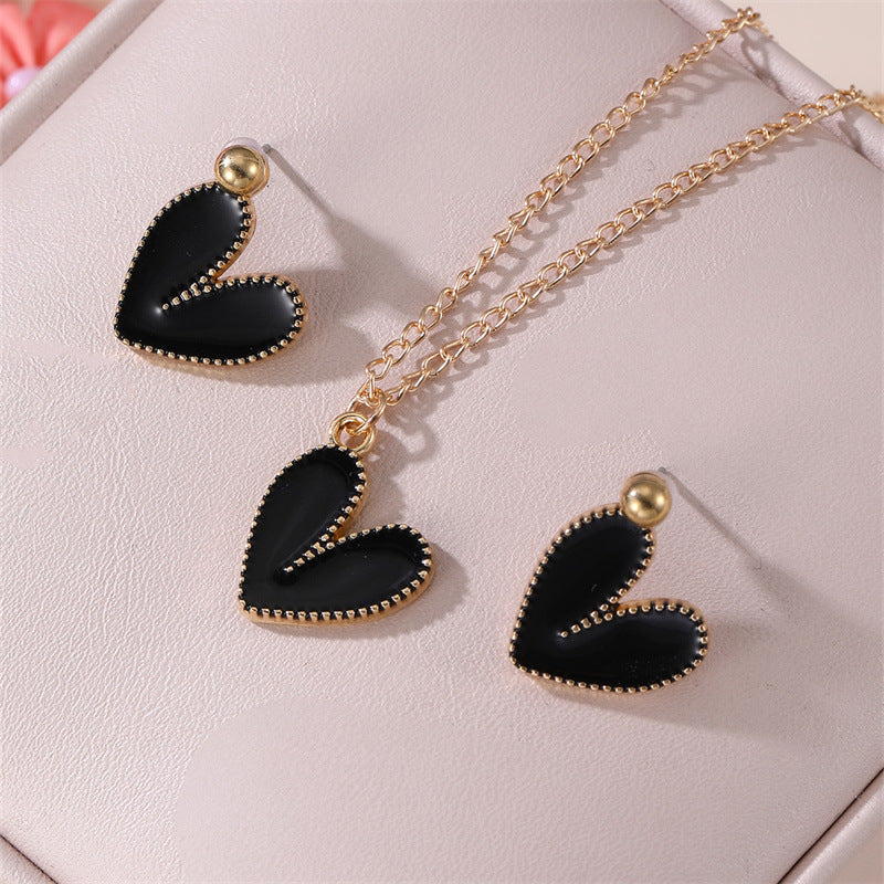 Collar con colgante de mariposa minimalista para niñas, cadena de aleación con acabado esmaltado y dije de resina