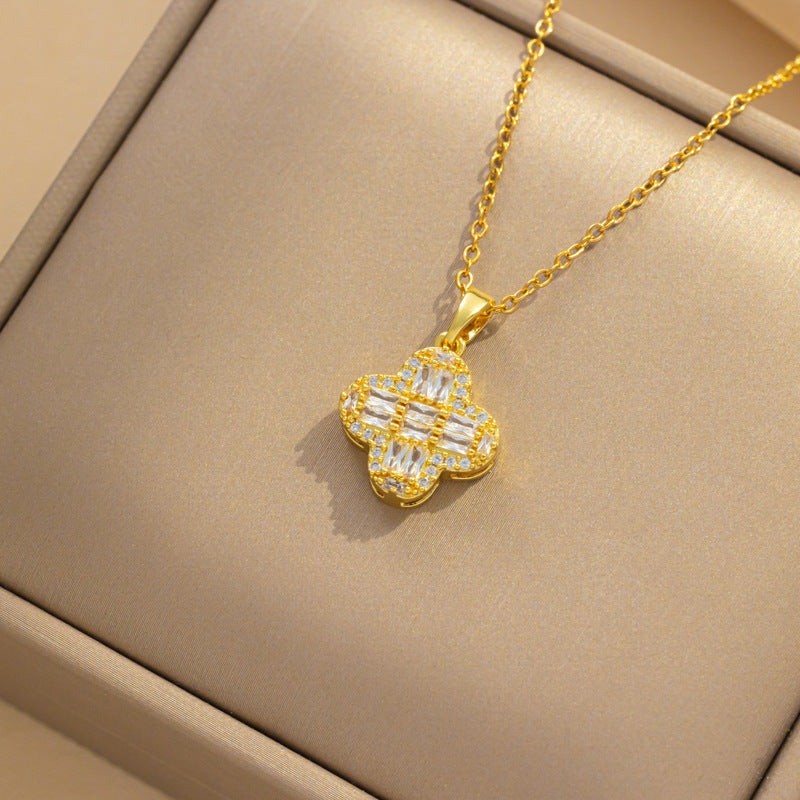 Minimalist Four-Leaf Clover Pendant Necklace for Women in Titanium Steel with Gold Plating and Rhinestone Inlay