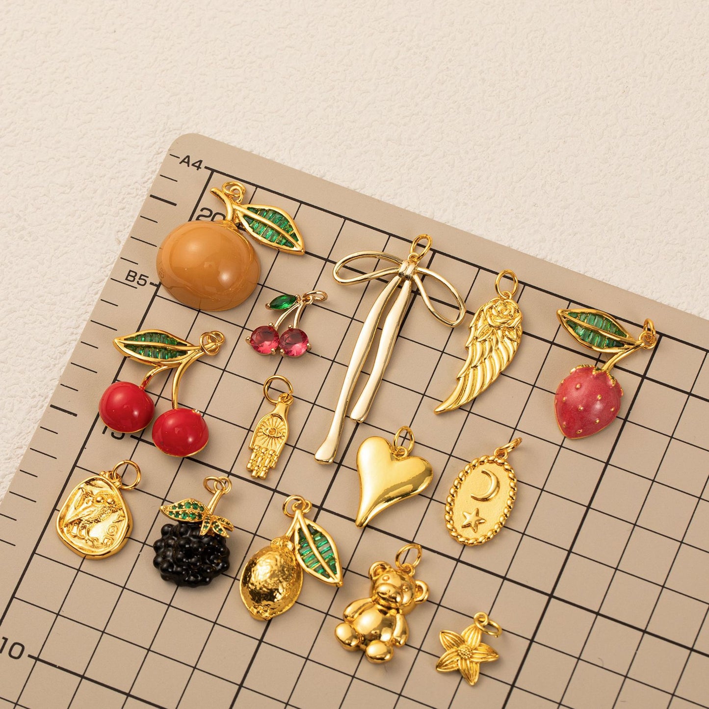 Minimalist 18K Gold Plated Round Square Geometric Brass Pendant Necklace