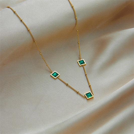 Minimalist Elegant Green Cubic Zirconia Geometric Titanium Steel Necklace for Women