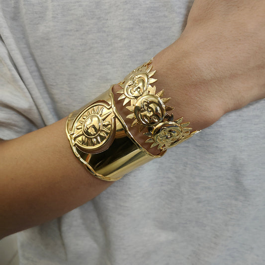 Pulsera de puño abierto de acero inoxidable con forma de sol y medidor de presión de aceite