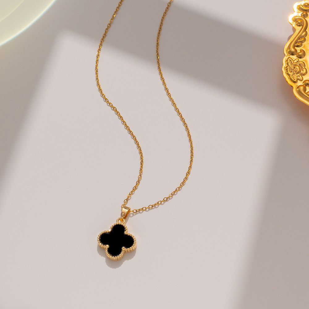 Collana pendente con quadrifoglio in acciaio al titanio placcato oro rosa 18 carati minimalista di lusso da donna
