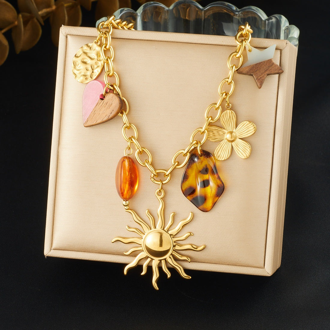 Vintage Gold Plated Stainless Steel Acrylic Wood Leopard Print Heart Flower Sun Pendant Necklace for Women