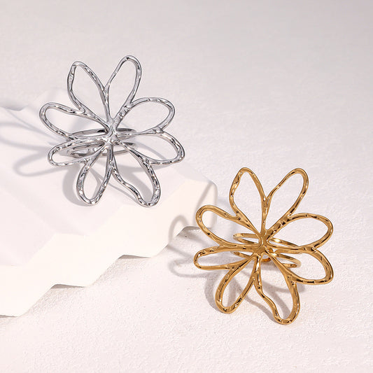 Minimalist Hollow Flower Design 18K Gold Plated Stainless Steel Open Ring for Women