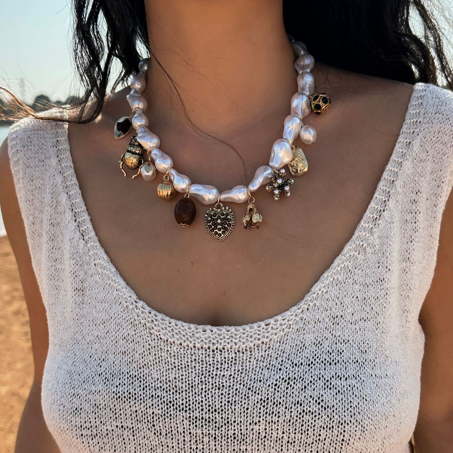 Fashion Baroque Heart Insect Geometric Alloy Plated Necklace with Imitation Pearl Beads for Women