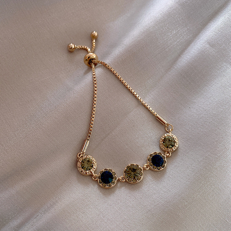 Elegant Heart Floral Brass Plated Inlaid Cubic Zirconia Bracelet for Women