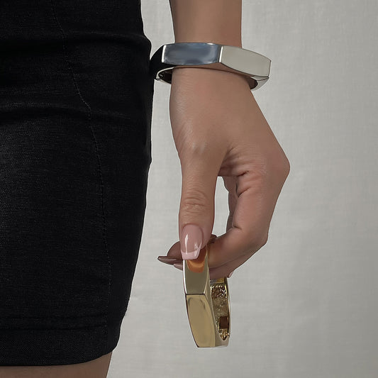Pulsera Punk Hexagonal de Aleación para Mujer con Acabado Galvanizado y Diseño Atrevido de Resorte Resistente