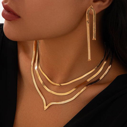 Minimalist V-Shaped Snake Chain Necklace for Women Geometric Copper Pendant with Electroplated Finish