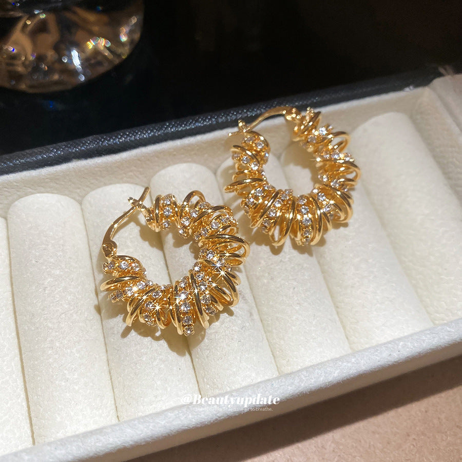 Orecchini a perno da donna geometrici tondi placcati oro con zirconi e perni in acciaio