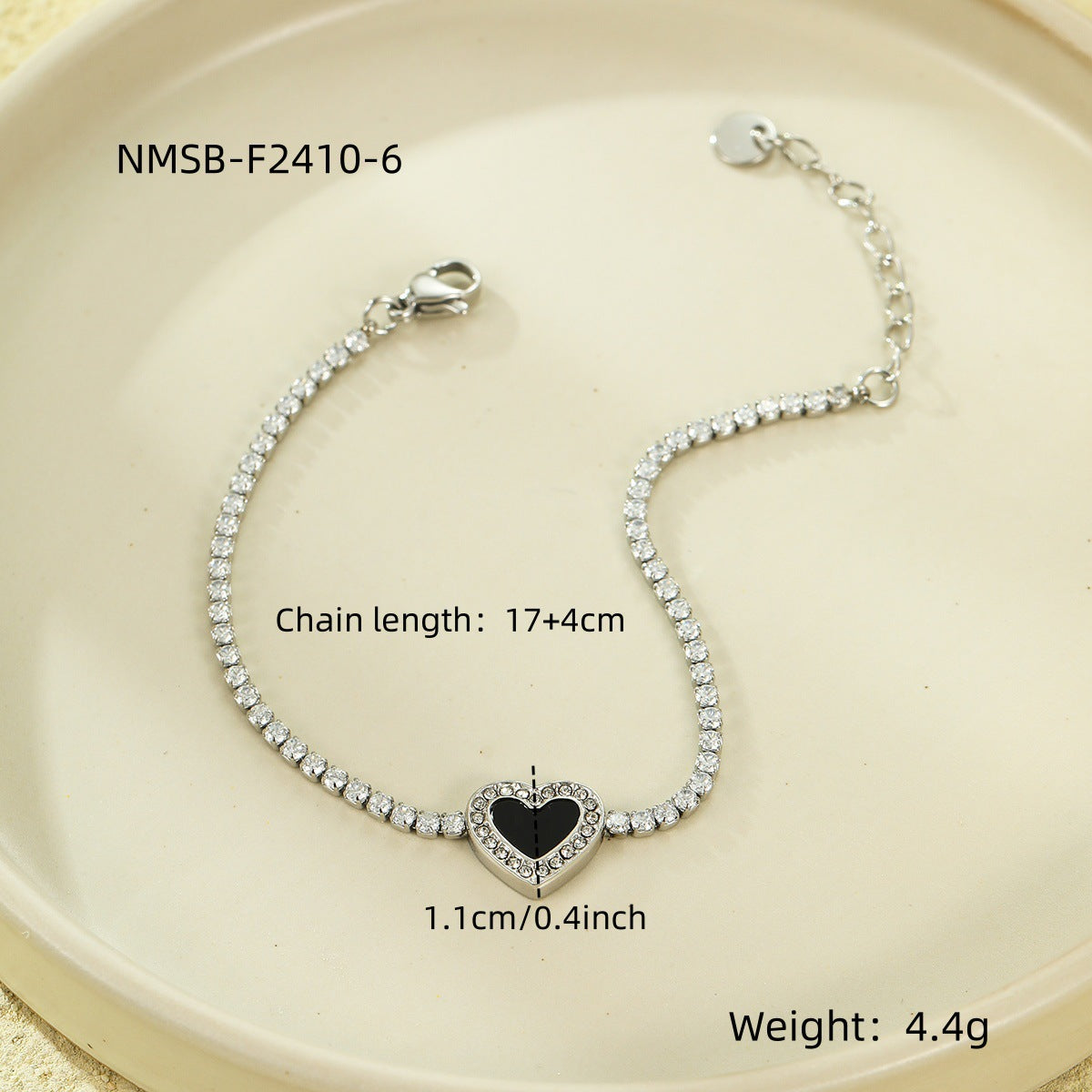Bracciale Romantico in Acciaio Inossidabile a Cuore con Intarsio di Strass, Accessorio di Moda Minimalista per Donne