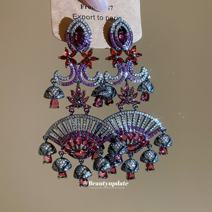 Pendientes con forma de abanico de circonita de estilo vintage de alta resistencia para mujer con postes de acero inoxidable y estética artística retro