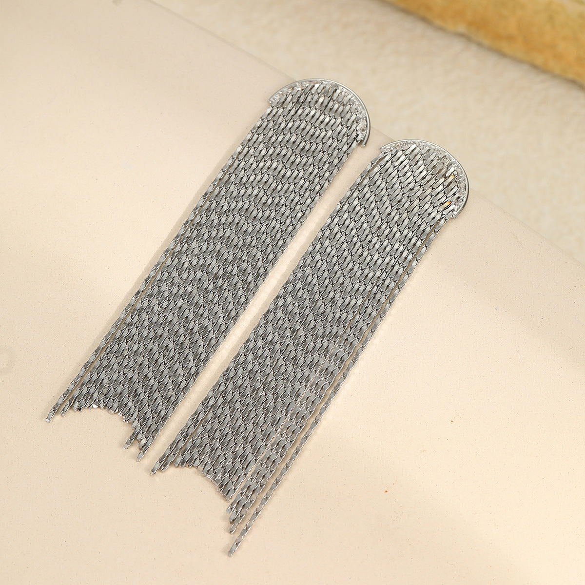 Pendientes largos de borla de acero inoxidable para mujer, diseño geométrico, electrochapados, hipoalergénicos, joyería llamativa
