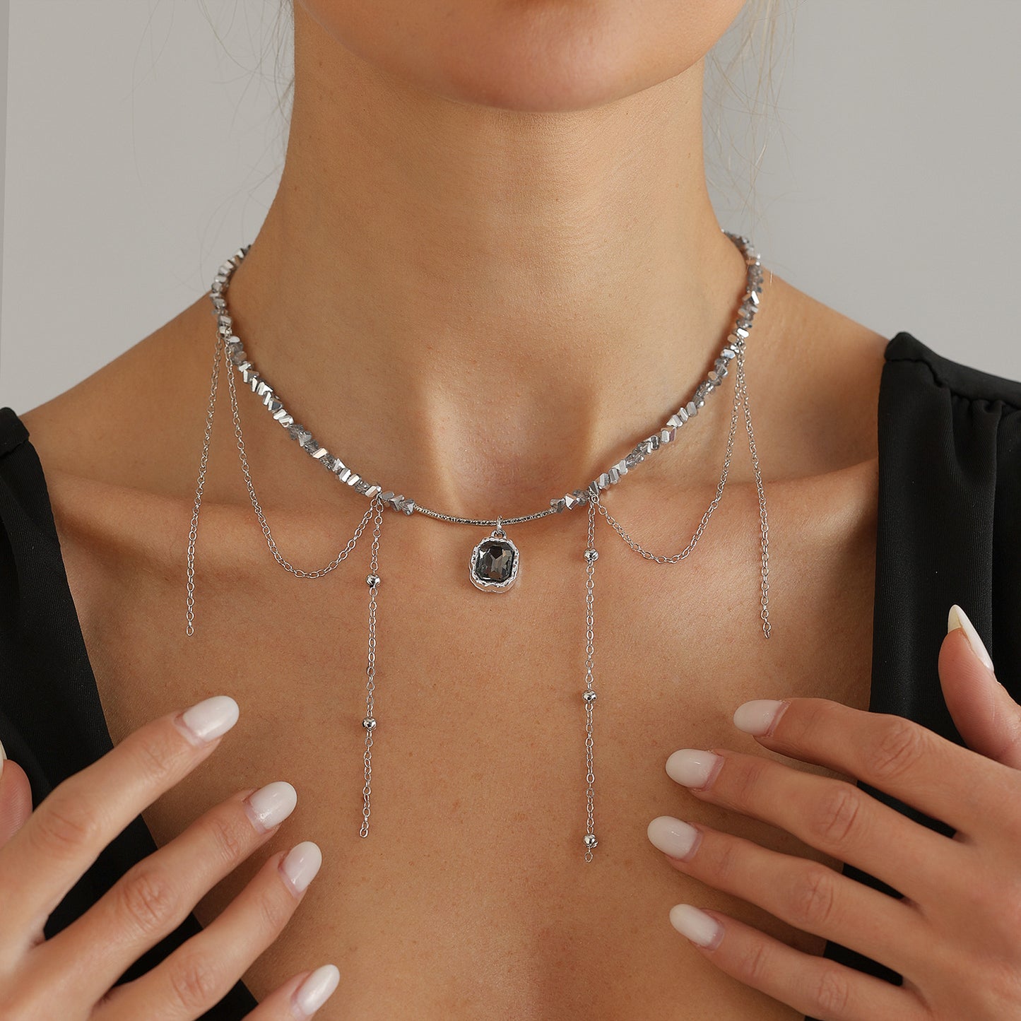Y2K Cyber Geometric Glass Rhinestone Tassel Necklace with Alloy Pendant