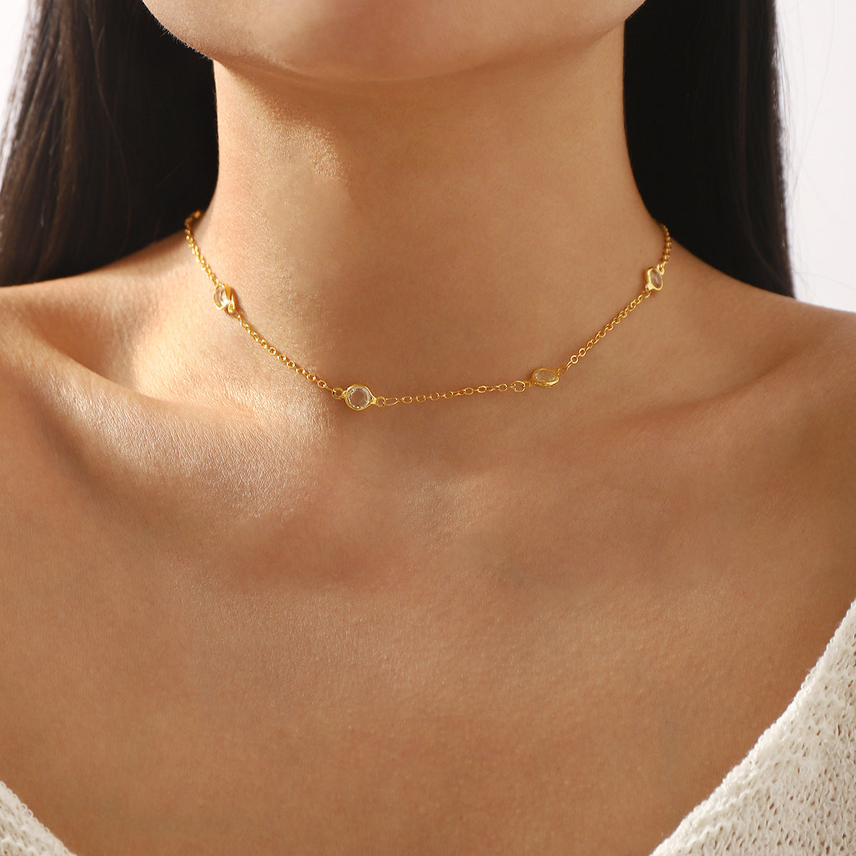 Catena per il corpo da donna minimalista geometrica a goccia con intarsi di strass e finitura in ferro placcato
