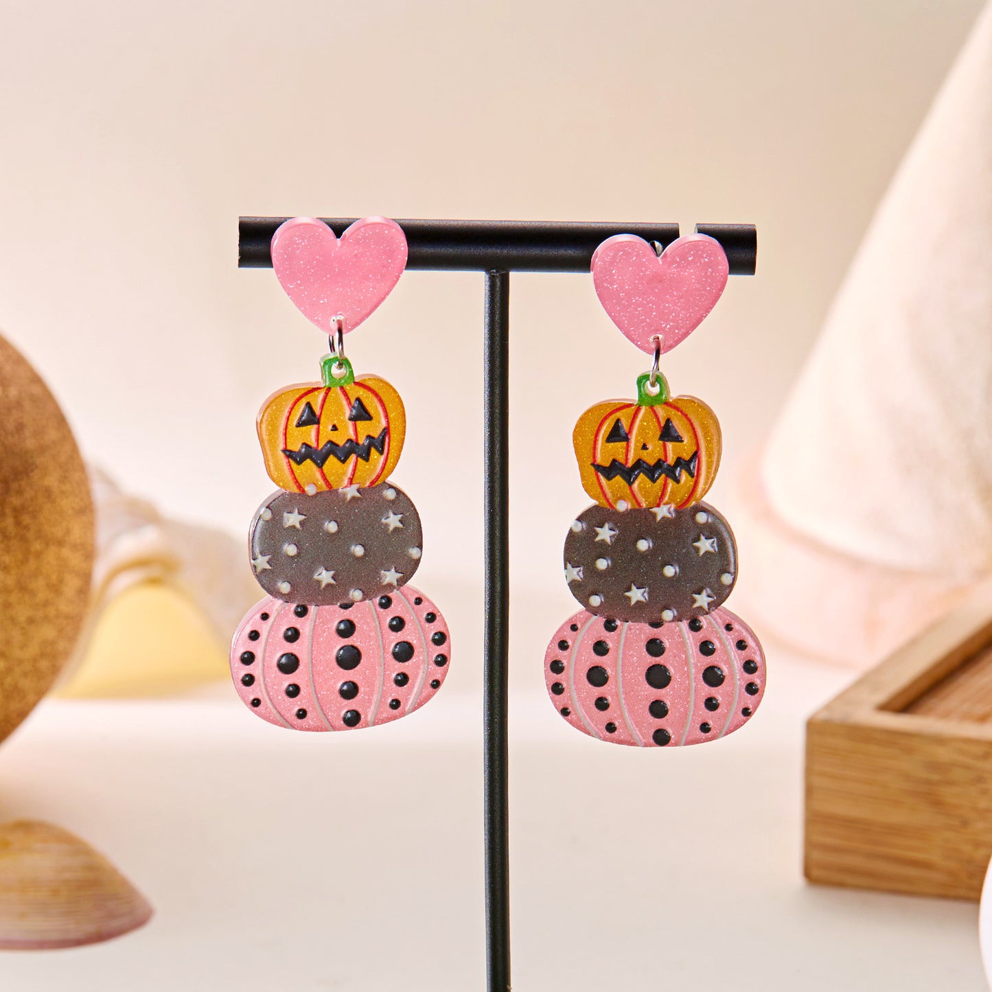Orecchini pendenti creativi di Halloween in acrilico con foglie, motivi di zucca e pipistrello, finitura galvanizzata, abbigliamento da ufficio alla moda