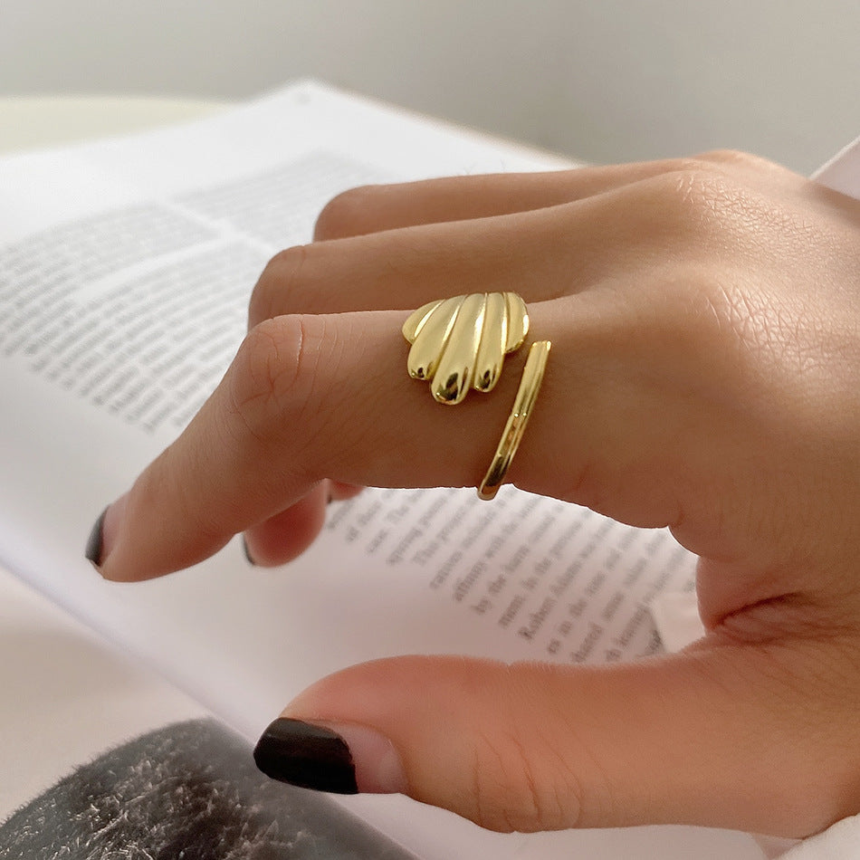 Anello Minimalista Francese in Argento Sterling 925 con Texture a Conchiglia da Donna