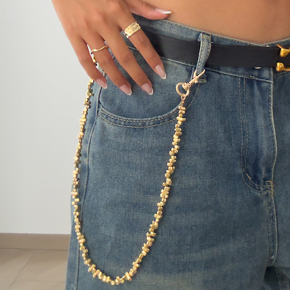Catena in vita da donna vintage hip hop con perline irregolari e chiusura a moschettone in plastica