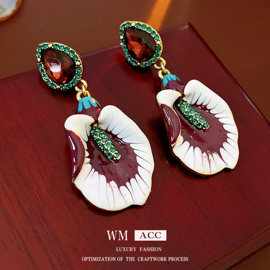Pendientes colgantes vintage chic florales y geométricos con acabado esmaltado en aleación con postes de acero inoxidable