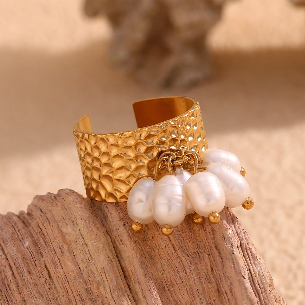 Vintage-Inspired Geometric Stainless Steel Ring with 18K Gold Plating, Pearl Dangle, and Hammered Texture