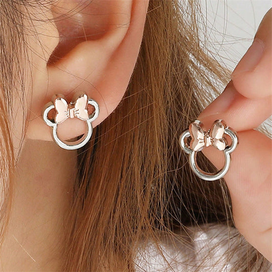 Pendientes de tuerca de Mickey y Minnie de dibujos animados bonitos para mujer con incrustaciones de perlas y material de resina