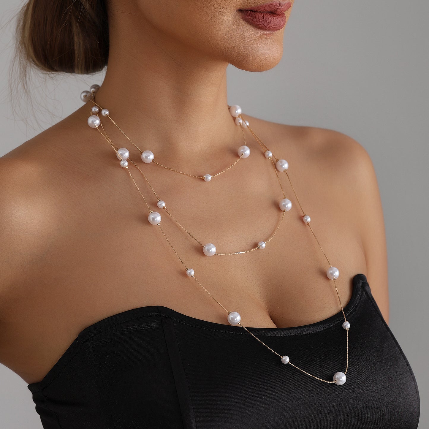 Vintage Geometric Round Alloy Plated Pearl Layered Necklace for Women