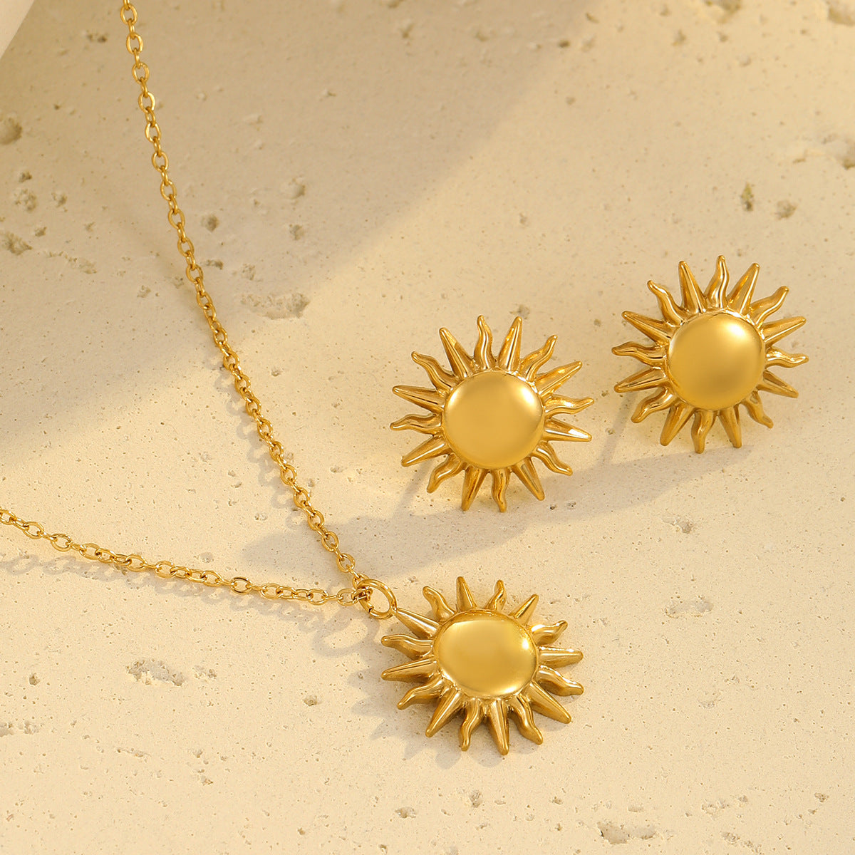 Conjunto de collar y pendientes de girasol a la moda con cadena de acero inoxidable para mujer