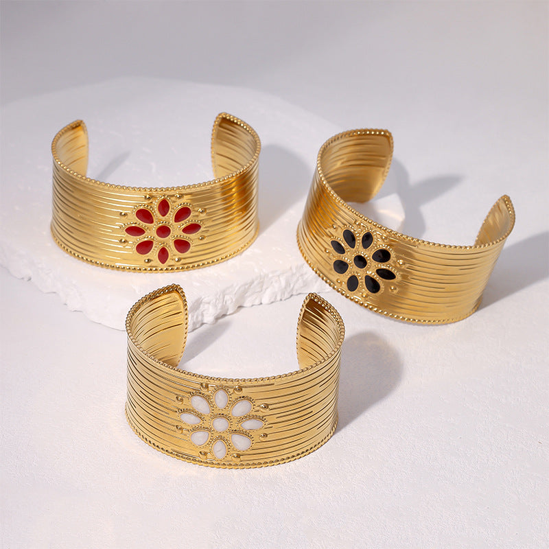 Minimalist Sun Symbol Bracelet for Women in Stainless Steel with 18K Gold Plating and Adjustable Open Bangle Design
