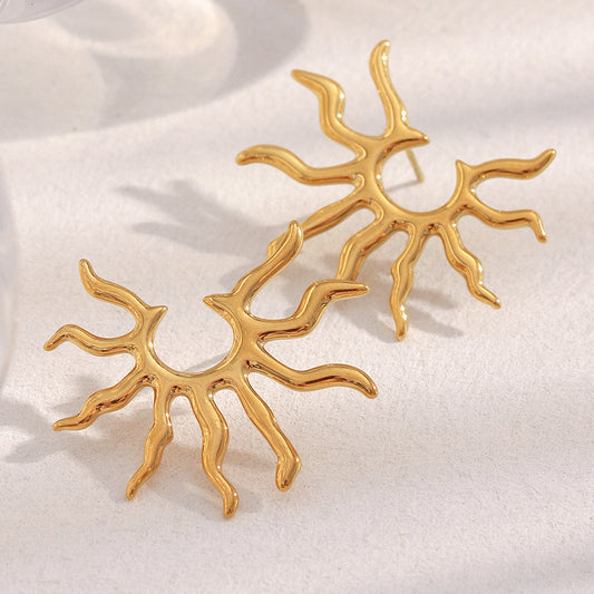 Pendientes Minimalistas Geométricos de Acero Inoxidable con Baño de Oro de 18K en Forma de Rayo de Sol para Mujer