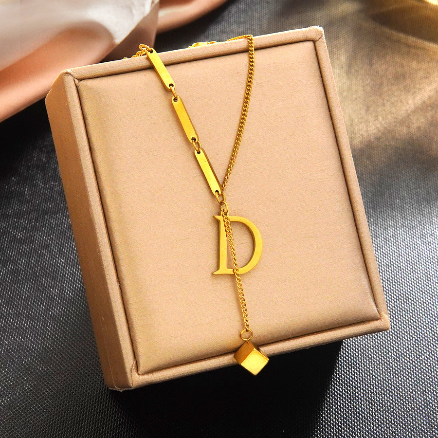 Minimalist Elegant 18K Gold Plated Stainless Steel Letter Bracelet