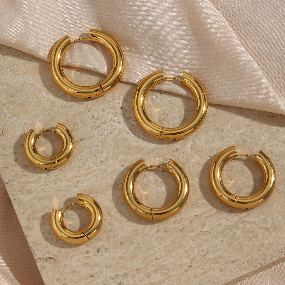 Pendientes de aro geométricos de acero inoxidable bañados en oro de 18 quilates de moda minimalista para mujer