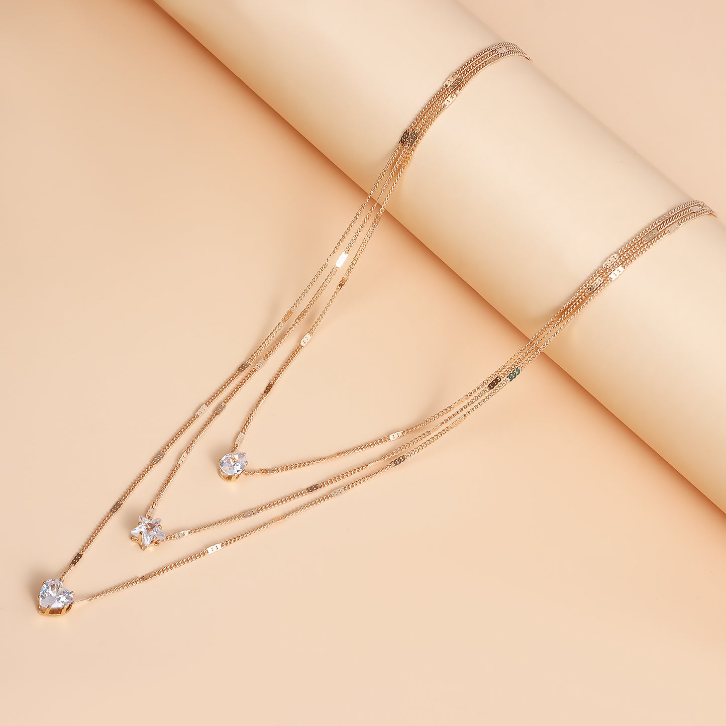 Collana Pendente Multistrato Minimalista Vintage con Stella, Cuore e Goccia per Donna in Lega Placcata e Catenina alla Clavicola