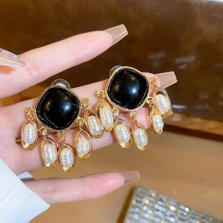 Vintage-Style Geometric Stud Earrings in Copper with Electroplated Finish for Women