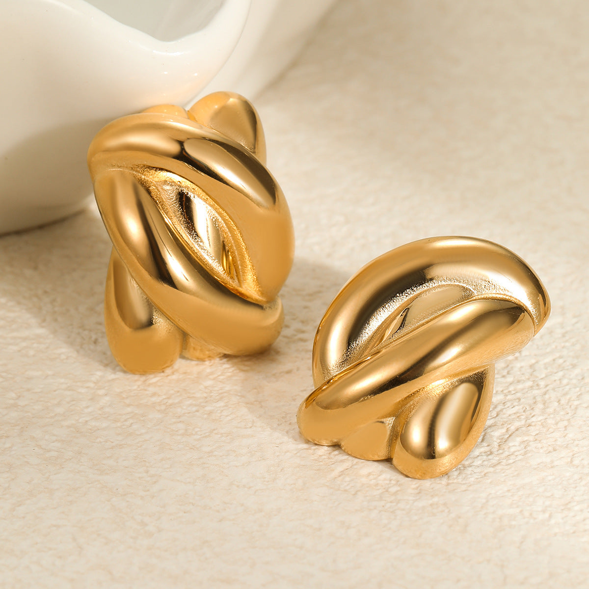 Orecchini geometrici minimalisti in acciaio inossidabile con texture quadrata irregolare e placcatura in oro 18K