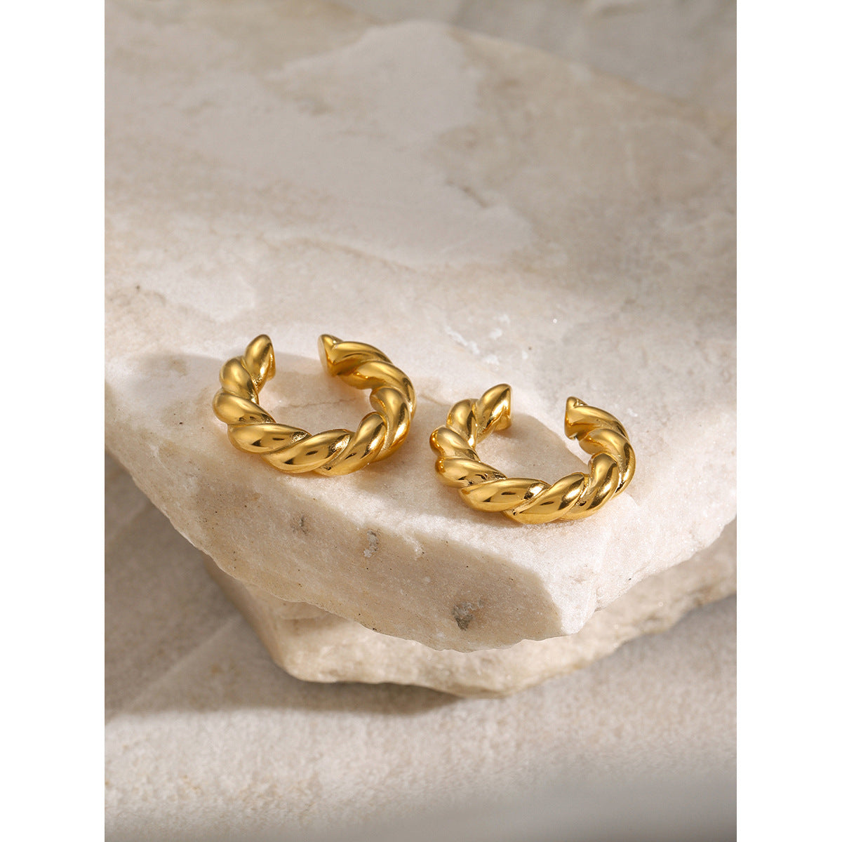 18K Gold Plated Round Rope Chain Stainless Steel Ear Cuff