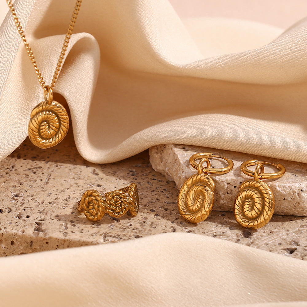 Vintage Twisted Spiral Shell Pendant Necklace for Women in Stainless Steel with 18K Gold Plating Geometric Design