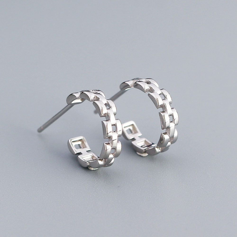 Graziosi orecchini a C a catena geometrica in argento sterling 925