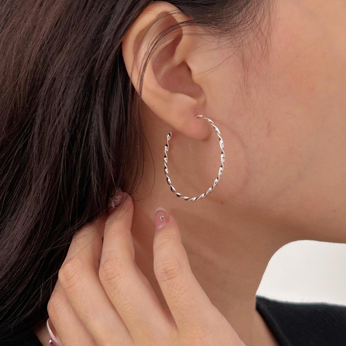 Minimalist Sweet 925 Sterling Silver Polished Rope Hoop Earrings with Pearl Inlay Geometric Design