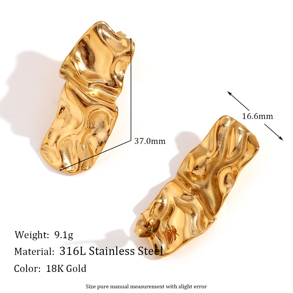Pendientes de acero inoxidable geométricos de inspiración vintage con chapado en oro de 18 quilates, diseño colgante de lágrima texturizada y rectangular para mujer