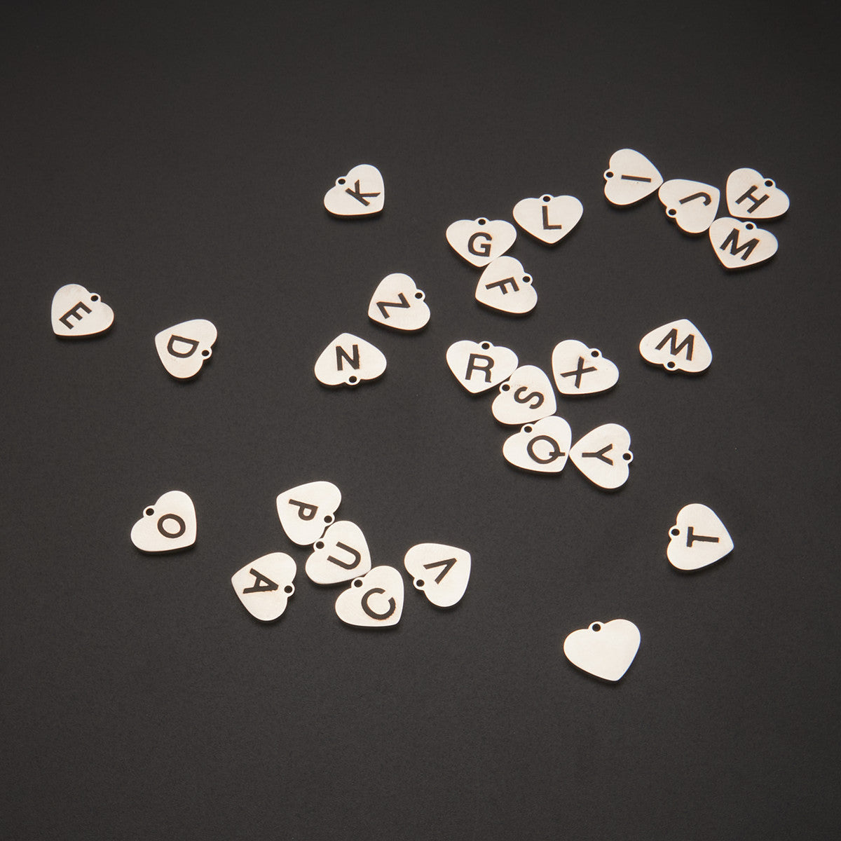 Charm a forma di barra con ciondolo a cuore minimalista in acciaio inossidabile lucidato
