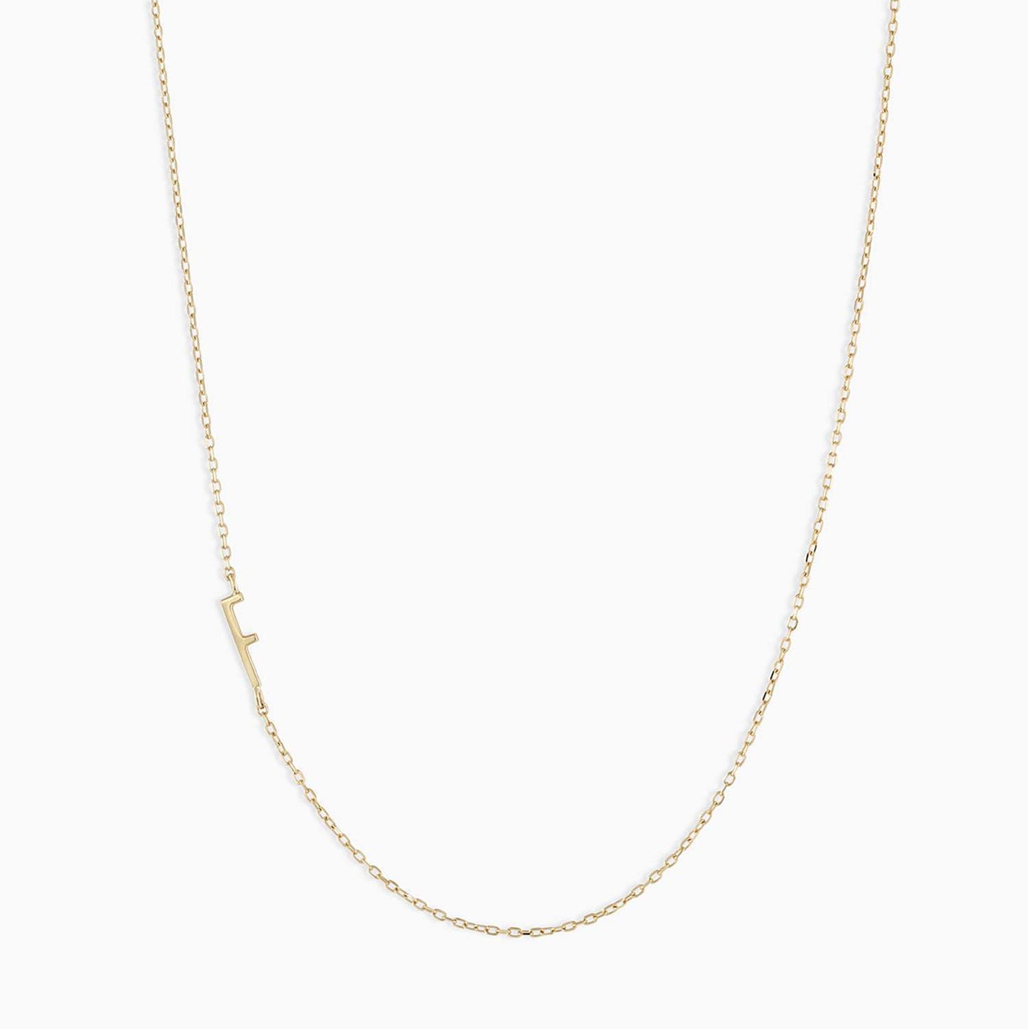 Collana con ciondolo a lettera maiuscola minimalista in acciaio inossidabile da donna con catena a maglie e finitura placcata