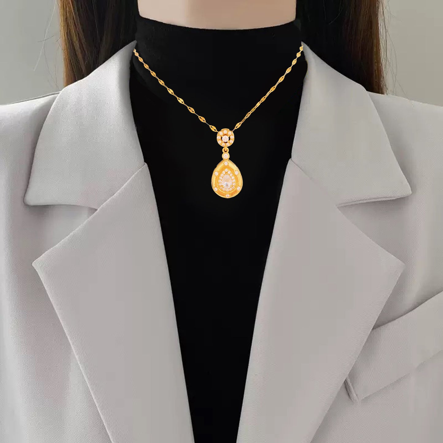 Sweet Sporty Teardrop Floral Gold Plated Titanium Steel Necklace with Cubic Zirconia Brass Pendant
