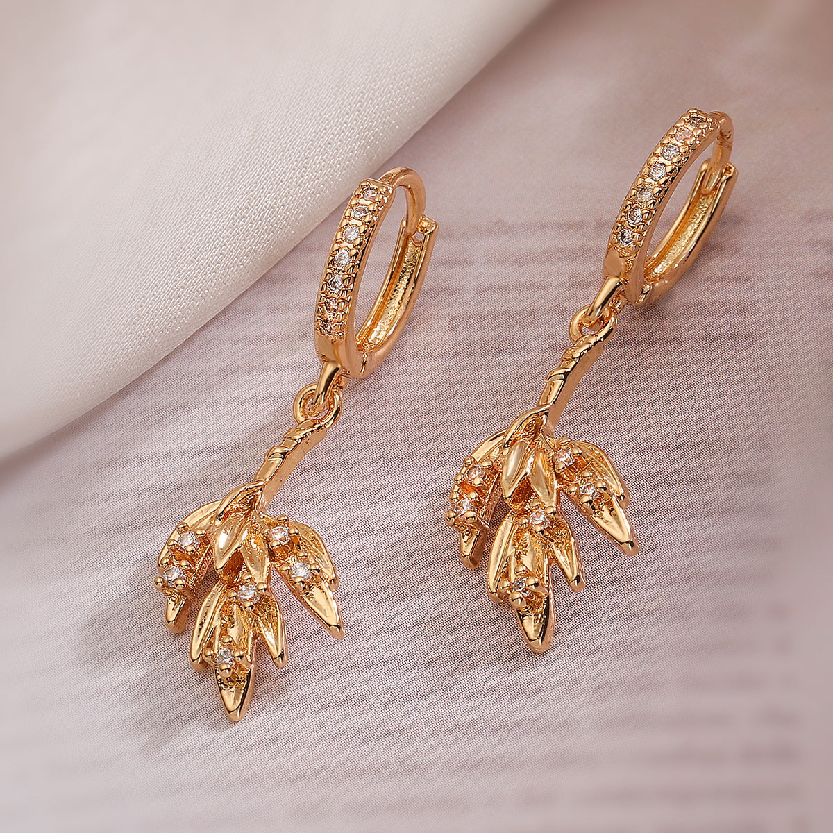 Minimalist Irregular Geometric Leaf Pendant Earrings for Women with Gold Plating and Zircon Inlay