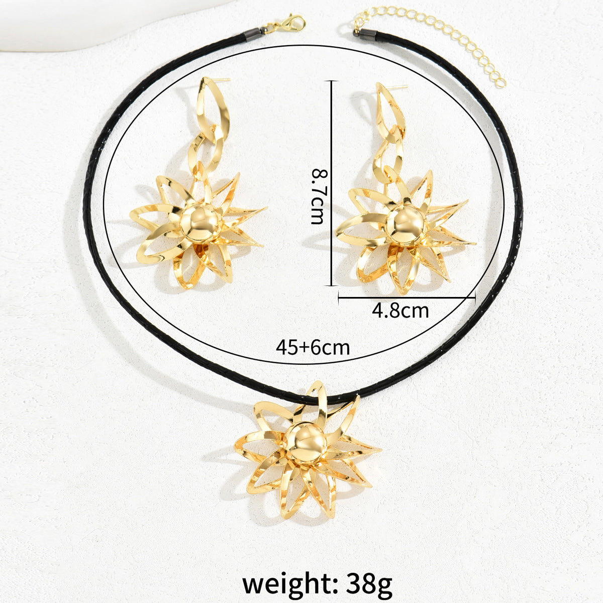 Collana con ciondolo e orecchini a girasole minimalisti da donna, set di gioielli placcati in lega con motivo floreale