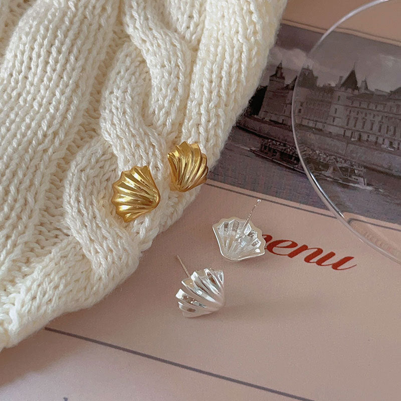 Minimalist Korean Style 925 Sterling Silver Geometric Letter Stud Earrings with Plated Finish